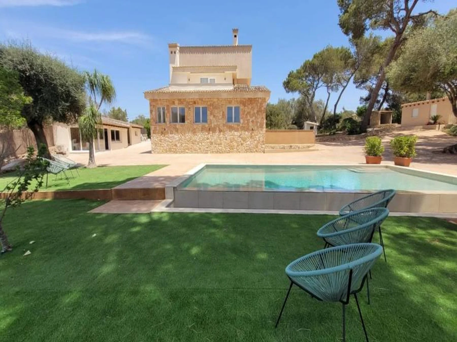 LJ-096_With_spa_pool_vacation_license_SAranjassa__photo_04