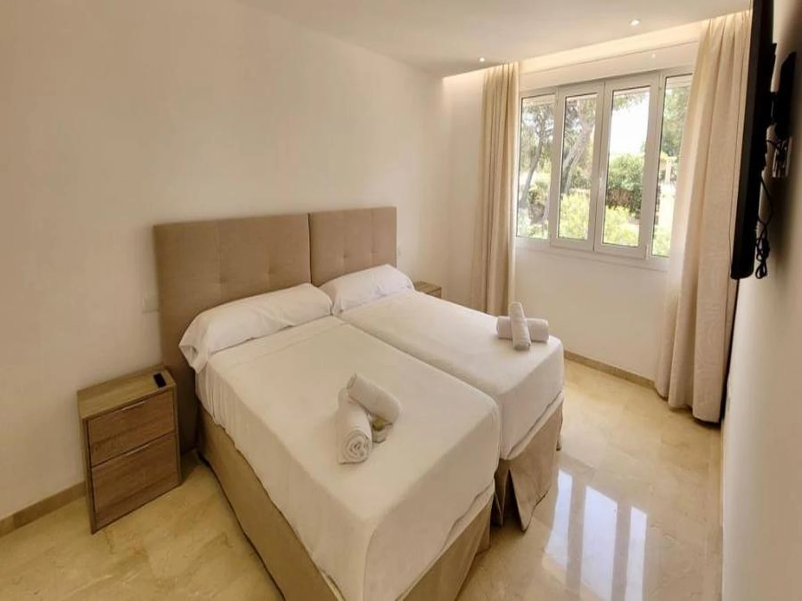 LJ-096_With_spa_pool_vacation_license_SAranjassa__photo_24