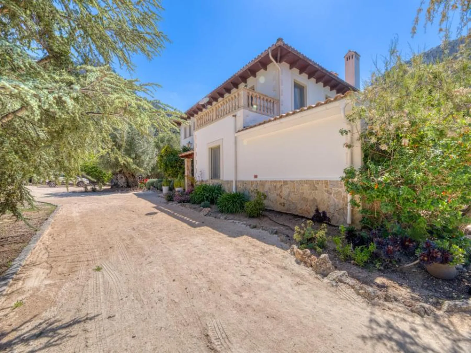 LJ-170_Luxury_Villa_Esporles_Pueblo__photo_61